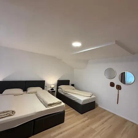 Als & * Lambach (Wels-Land)